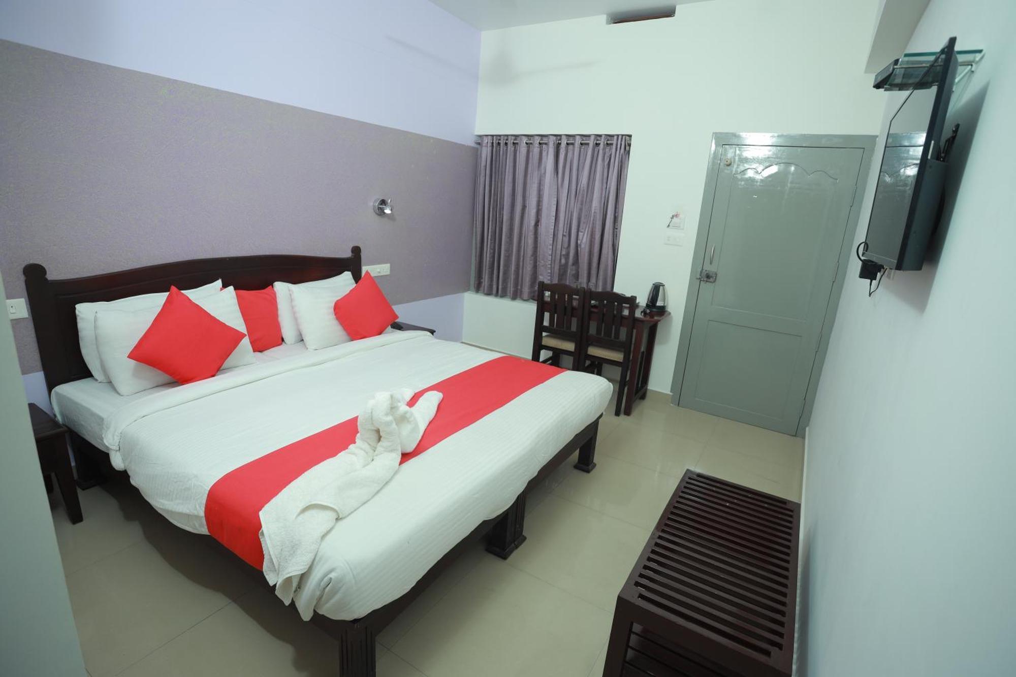 Shanthi Residency Pathanāmthitta المظهر الخارجي الصورة