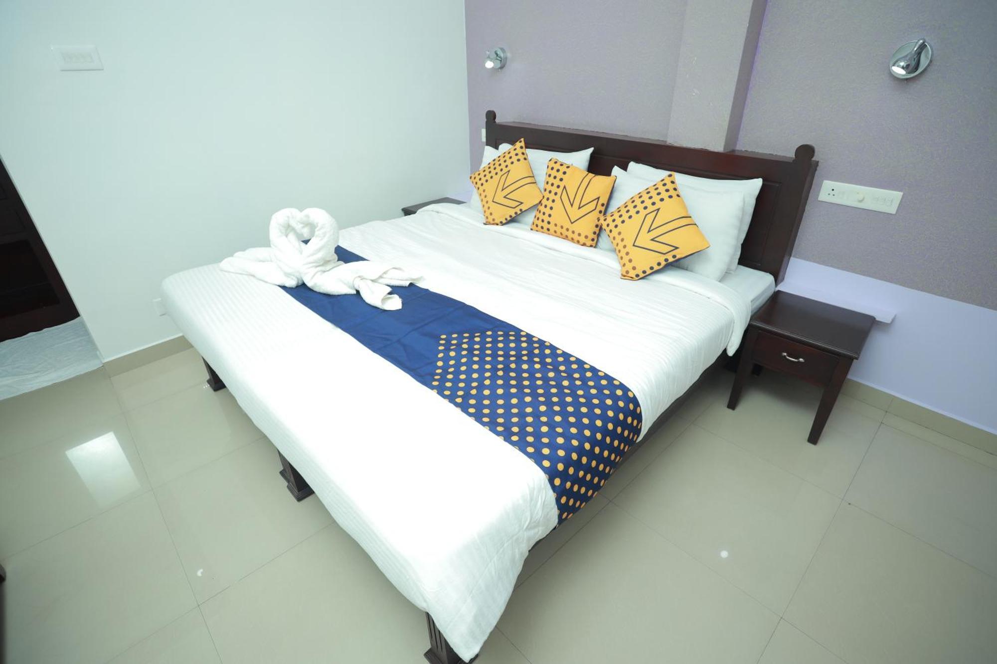 Shanthi Residency Pathanāmthitta المظهر الخارجي الصورة
